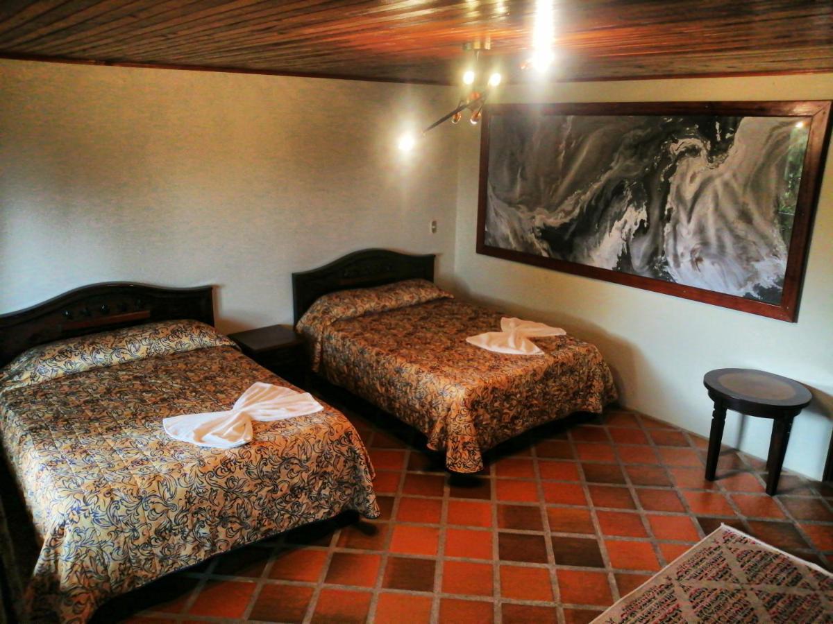 Arenal Backpackers Resort La Fortuna Εξωτερικό φωτογραφία