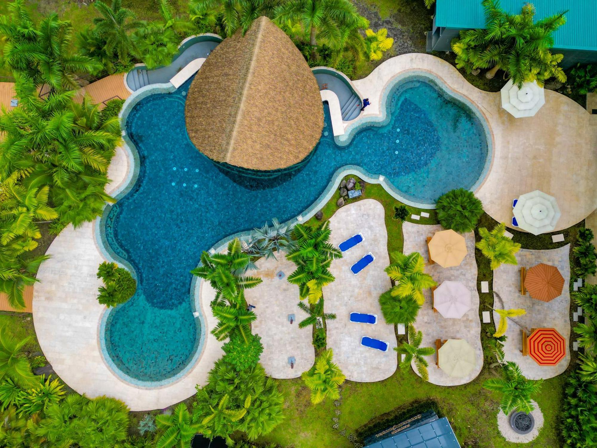 Arenal Backpackers Resort La Fortuna Εξωτερικό φωτογραφία Aerial view of the resort
