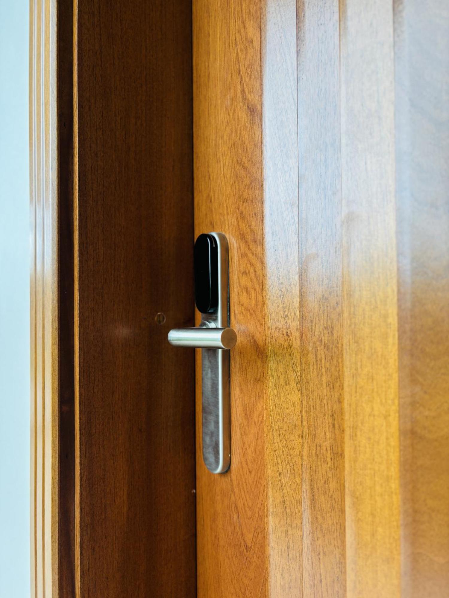 Arenal Backpackers Resort La Fortuna Εξωτερικό φωτογραφία A door handle