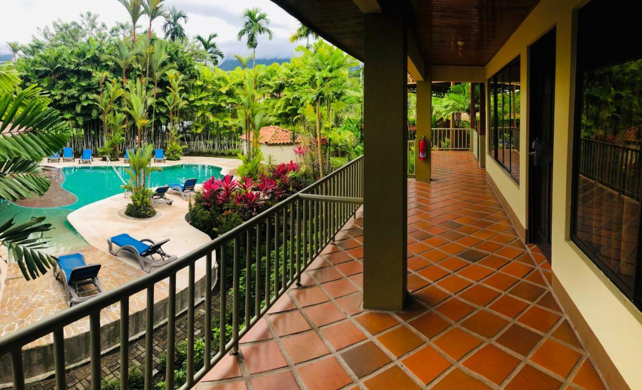 Arenal Backpackers Resort La Fortuna Εξωτερικό φωτογραφία